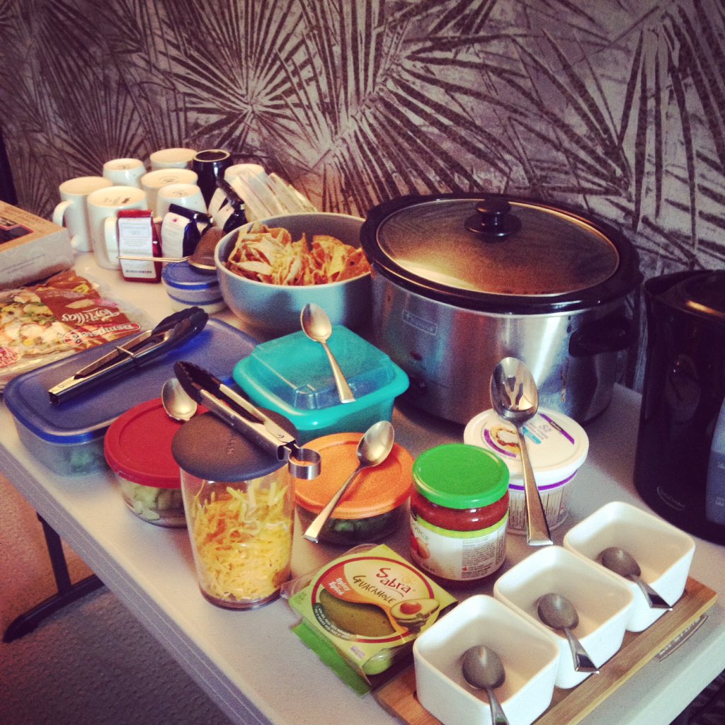 sonderlustweets's tweet photo. Ready for This Place I Call Home - meeting #3! Today we chat bathrooms & eat tacos. Yup. ๐๐ฎ #theatre #women #home #TPICH #tacotuesday #food https://t.co/pyElfVSReW