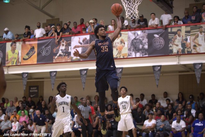 RivalsHS's tweet photo. 🍑 #PeachJam2017 ➡️ What We Learned 🏀
@ebosshoops analyzes what we learned from the big stage of the Peach Jam: https://t.co/hjDOFYHP5J https://t.co/tZiWh86Voi