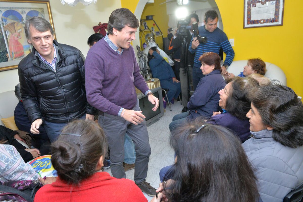 matiasposadas's tweet photo. Muy linda reunión en el Club de Abuelos San Antonio junto a @Pablokosiner @LilianaGuitian #Constuimos https://t.co/skpc4UWk1l