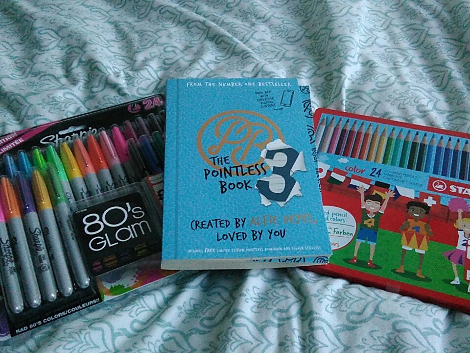 harryheero's tweet photo. Am I ready yet? @PointlessBlog #ThePointlessBook3 https://t.co/J9eATFPGri