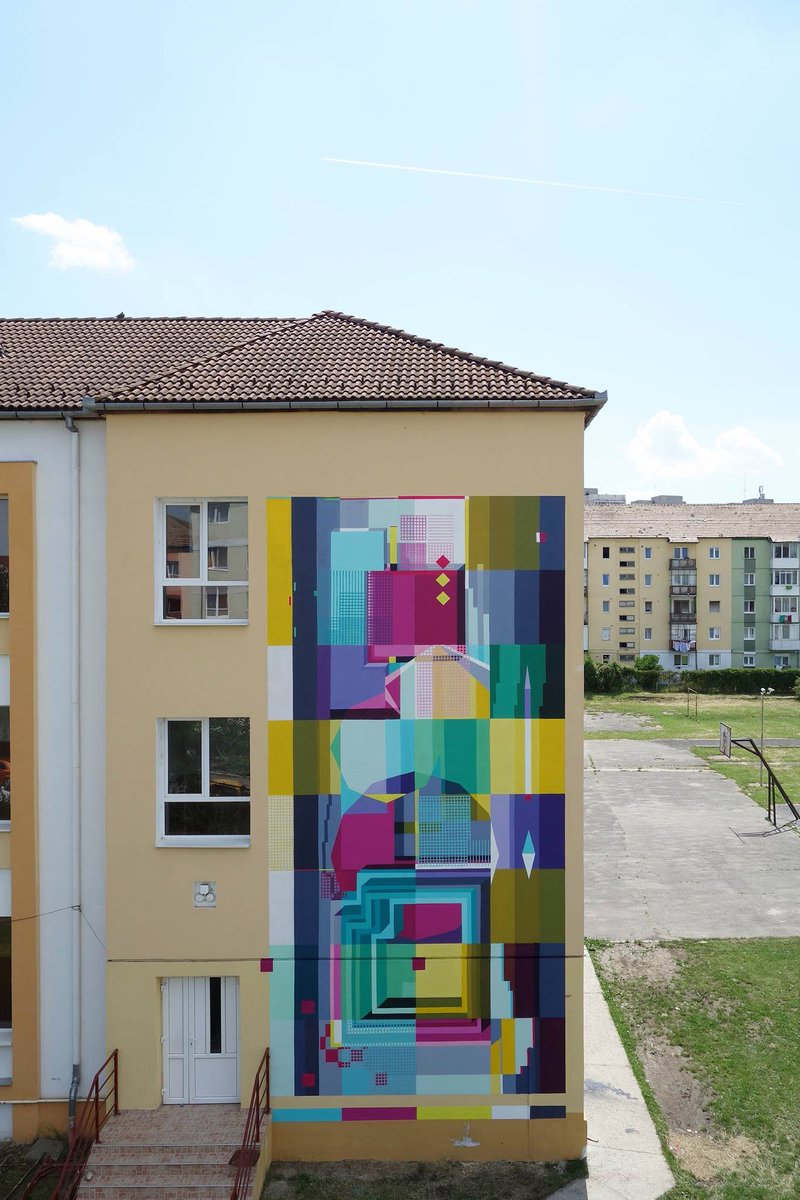 UrbaniteWebzine's tweet photo. Something new by @Lostoptics #streetart #lostoptics #abstract #muralism https://t.co/SN2DpBNanV