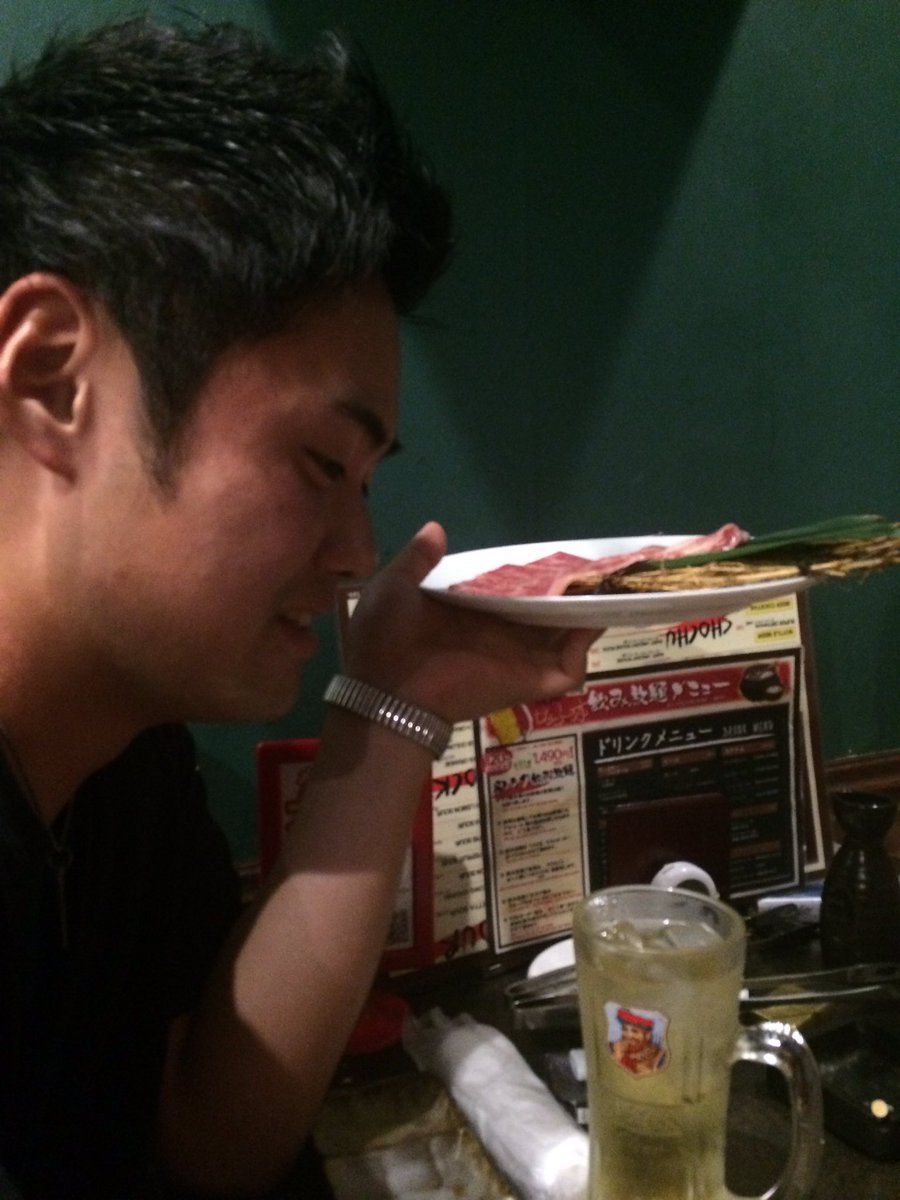 takutimaru14's tweet photo. 久しぶりの高校メンツで呑み
ほんとに最高だった
つぎはこうたかえってきたら👍 https://t.co/8y3hAorlRN