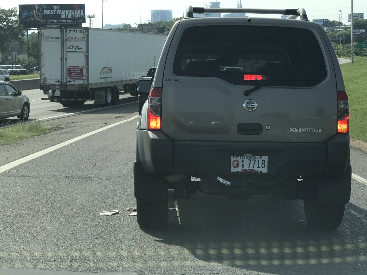 daveisarockstar's tweet photo. @MNPDNashville I was at a freeway on ramp and witnessed this guy roll down his window and drop all his trash on to the road. Classy https://t.co/UwWolgQlnR
