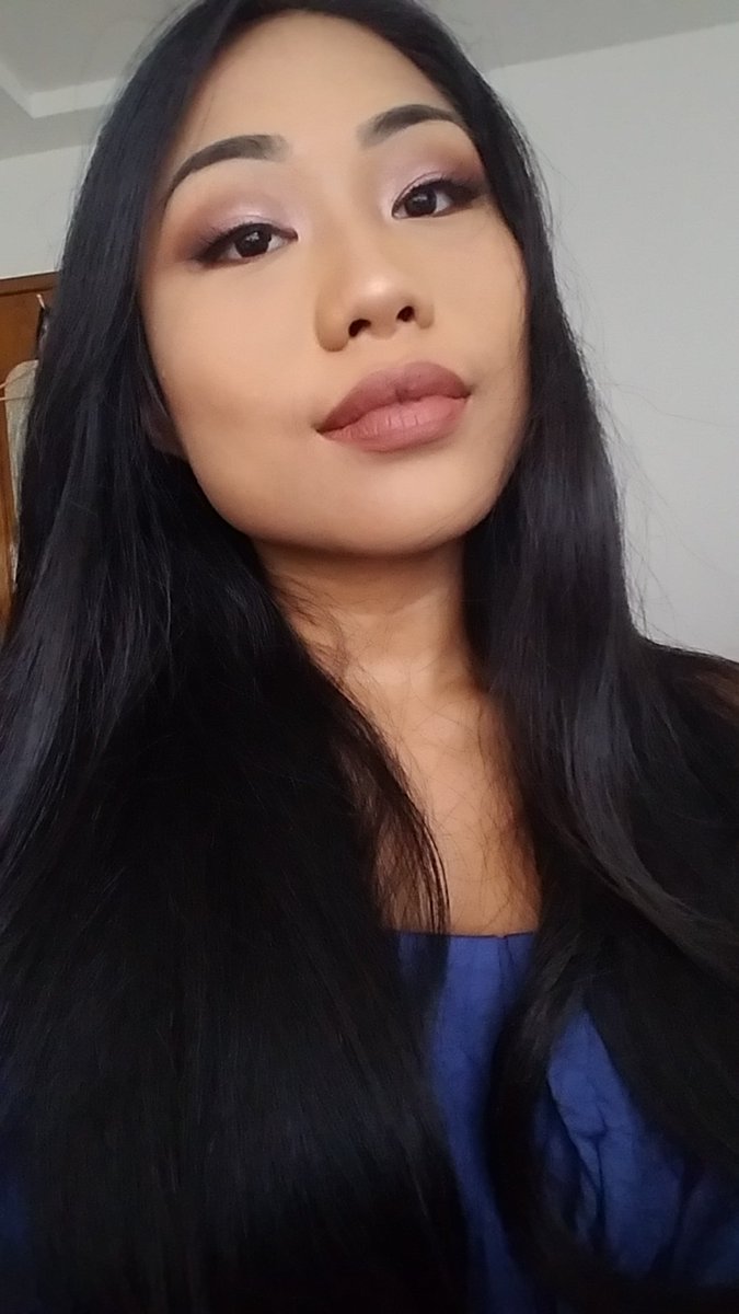 KrisJoyy's tweet photo. Using @ABHcosmetics Modern Renaissance Palette, contour powder, lip palette #4&amp;8, and Nicole Guerriero Glow Kit🤗 https://t.co/qbM5MpcC4D