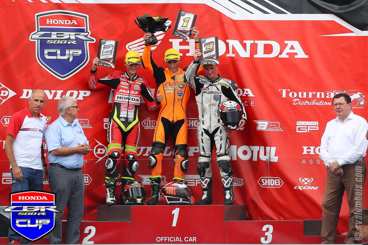 joseph_foray's tweet photo. Podium 🥈🥈 @MagnyCoursTrack @shark_helmets @TCXBoots #dafymoto #MassSport #frenchmud #frt #forexcom #circuitcarole #blimpresion #t6a #honda7a https://t.co/iYfQKKa0TS