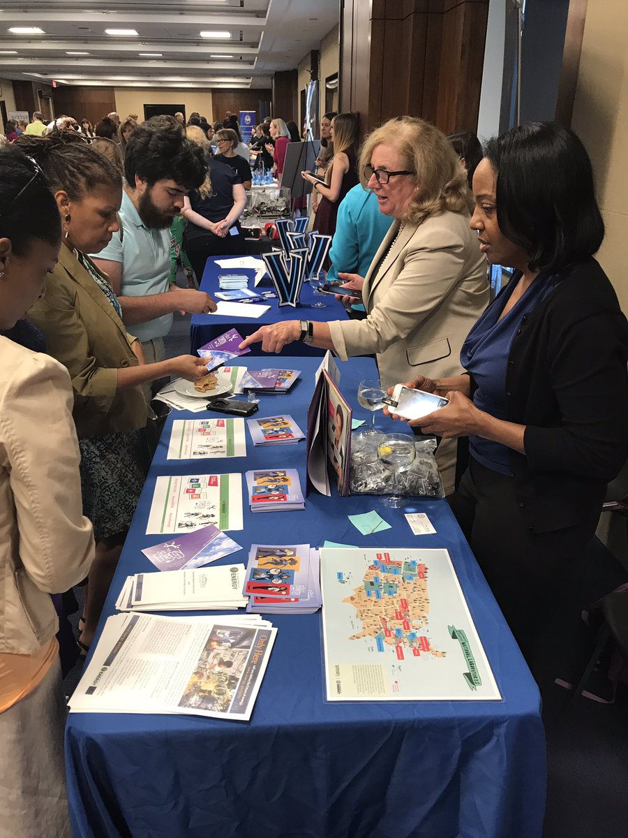 ShaMyraSylv's tweet photo. Enjoying the #WCPISSTEAMfair with @ENERGY showcasing their super cool smartphone microscopes! #girlsofenergy #microSTEM https://t.co/8vZwmLsaPc