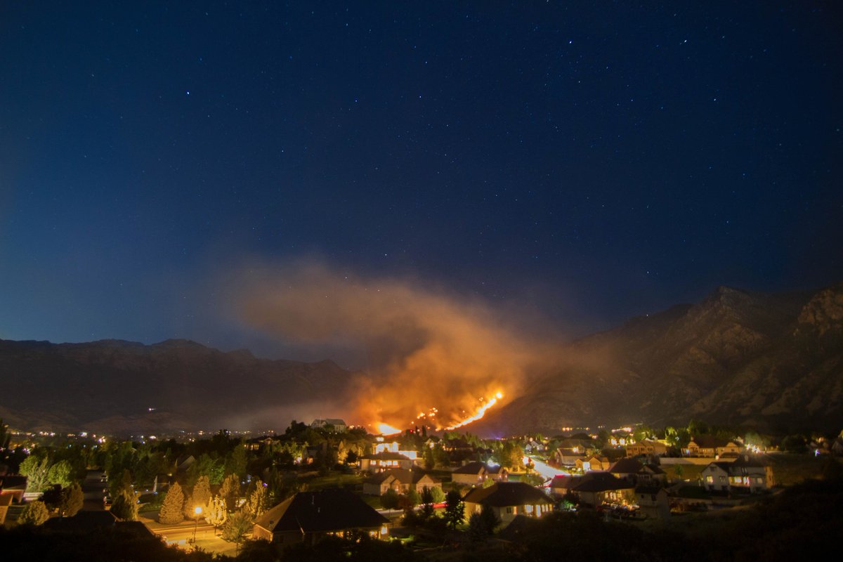 KSLcom's tweet photo. This week in photos: the #WaterTowerFire, wildlife and weather.
📷: Sol Harris https://t.co/bO8sNzSgNZ https://t.co/T9Qx3kaZdd