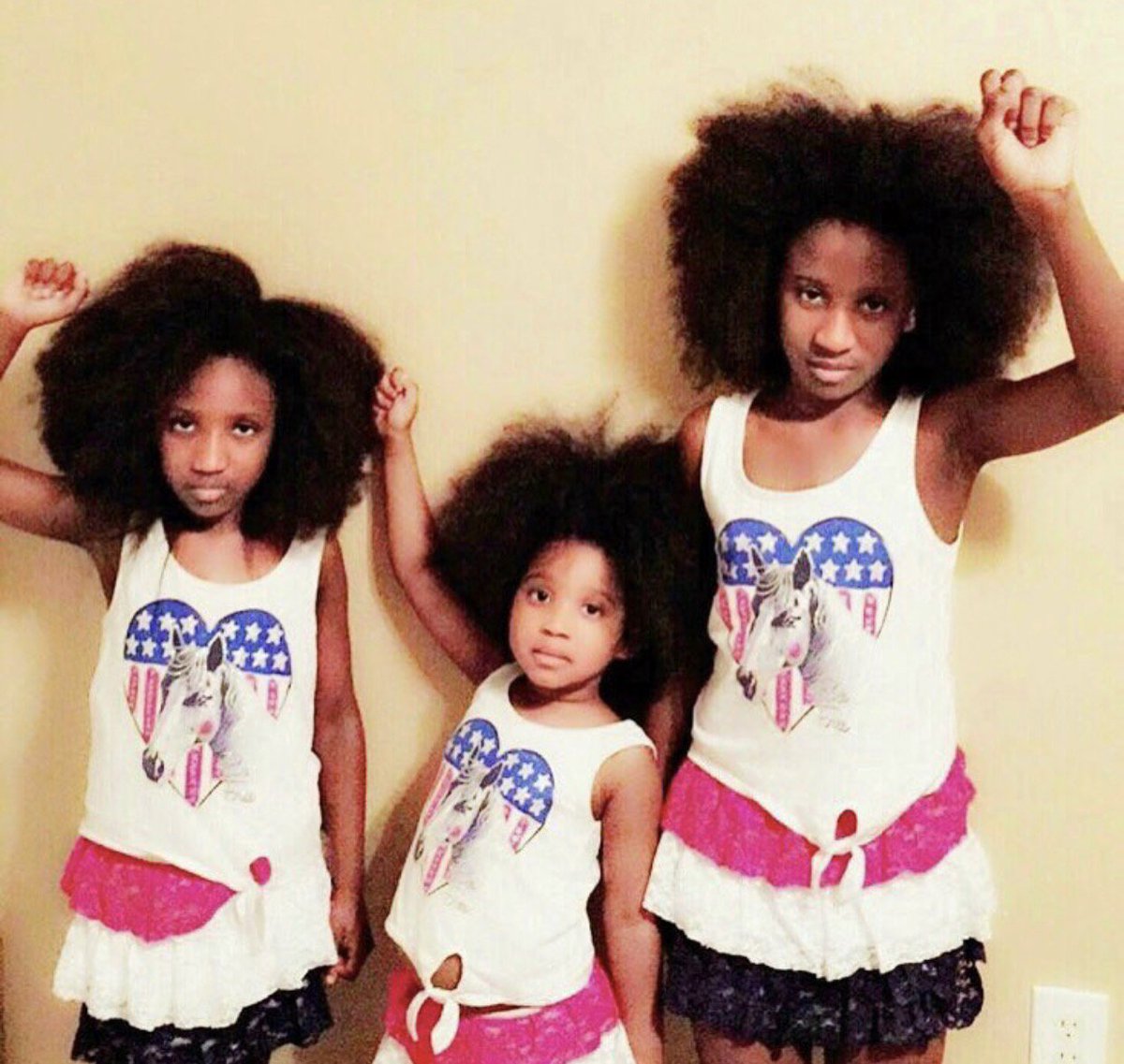 NaturalByBirth's tweet photo. Power in the name #naturalhair https://t.co/fwg7prSNXH