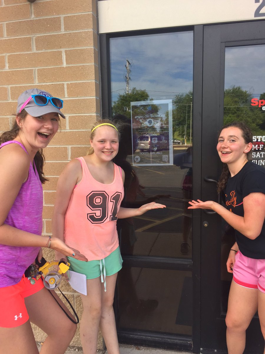 WNHSFlutes's tweet photo. Sport Clips showing some DCI pride! #springcityshowcase @DCIWaukesha https://t.co/xXCTBjodYt