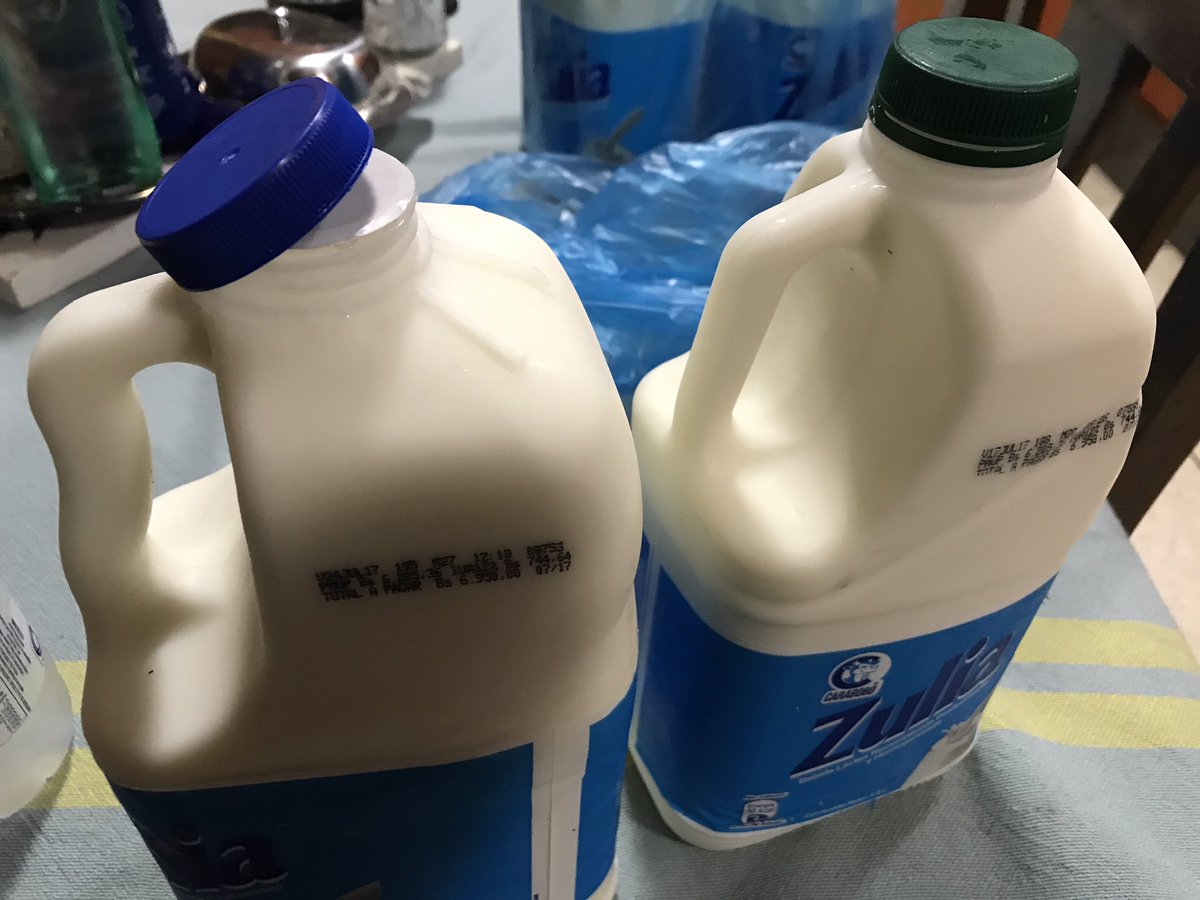 jcsputnik's tweet photo. @ramonmuchacho @MChacao @JusticiaChacao @MercadodeChacao están vendiendo leche Zulia adulterada y dañina para la salud. Nótese.los queseros https://t.co/TH5I2HHDQV