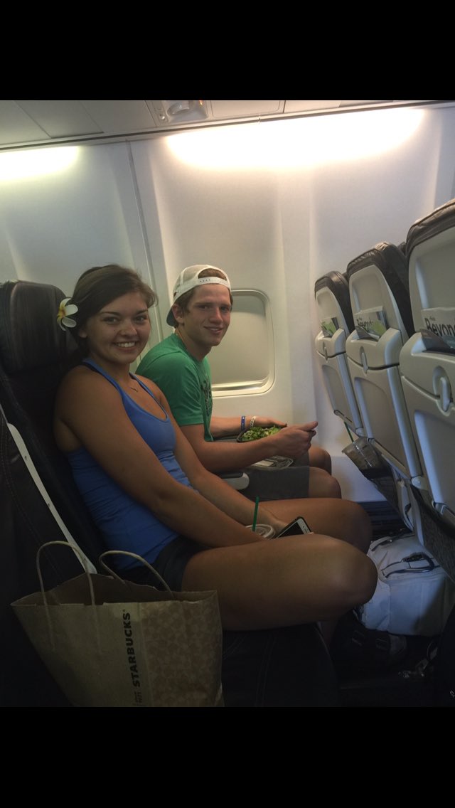 juleshasselbach's tweet photo. @reidhowland25 Glad your dream finally came true https://t.co/qXWXA33TBC