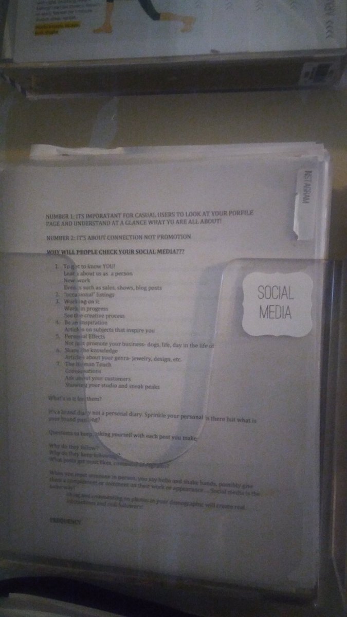 ActorOnTheEdge's tweet image. I have that one old school friend who be like &quot; ima save this for later&quot; 😂😂💀💀#xennialproblems