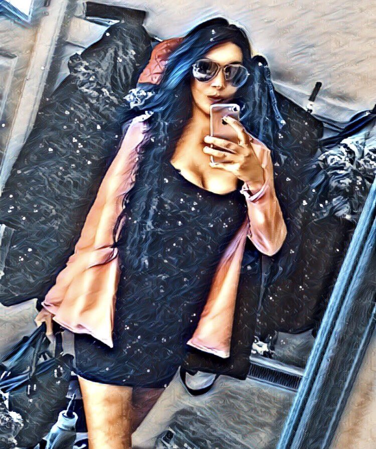 BabyLexiRose's tweet photo. Bored.. so thought I would see what sissys are about tonight! This is me from today... too good for you obviously #FinDom https://t.co/IAsjErVxhu