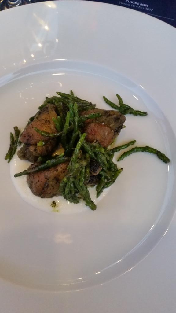 TheWineTipster's tweet photo. Wonderful start to our S.Pellegrino Itineraries of Taste Banquets @HarveyNichols with @claudebosi #SPTaste https://t.co/XhiNxP8waH