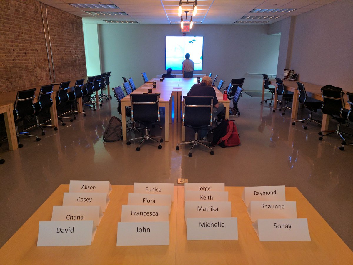TheBrockMethod's tweet photo. Tonight's the night! #HouseofGenius Brooklyn is about to start! @davidgrad @CoLabFactory @HOGBrooklyn https://t.co/hlkJAGgk0K