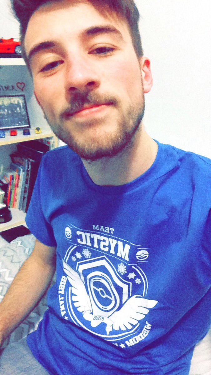 murilosjusto's tweet photo. "A direção de arte dessa camiseta tá incrível!"
#TeamMystic #TeamCdN
@nilmoretto @CdNLeon @BRKsEDU @BRKsSapeca https://t.co/VIig5hkGOo