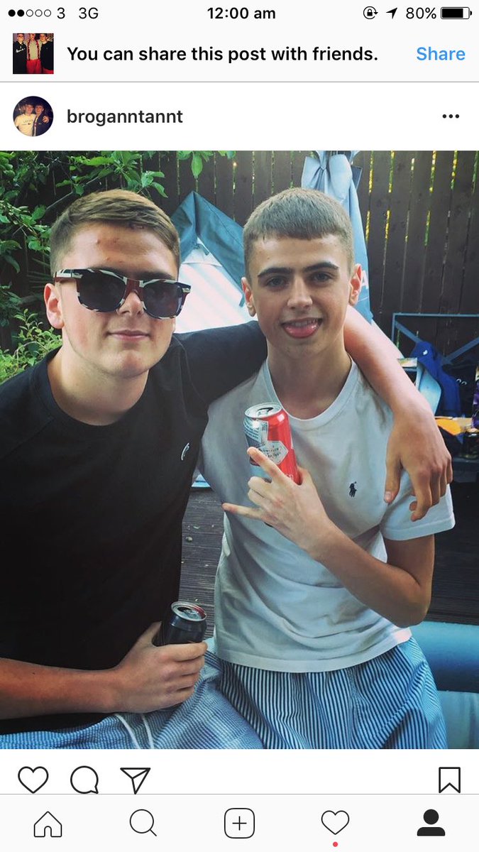 brogann1874tant's tweet photo. @KieranTant happy birthday kiddo #csf #standyoground #petedunham https://t.co/Aro3kiU62r