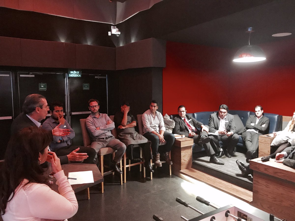 GCRMexico's tweet photo. Como parte del proceso de 
re-ingeniería en @AlboaPrime
Hoy fue la primer junta gerencial para lograr una comunicación efectiva #GCRMexico https://t.co/kay3LCWJ8N