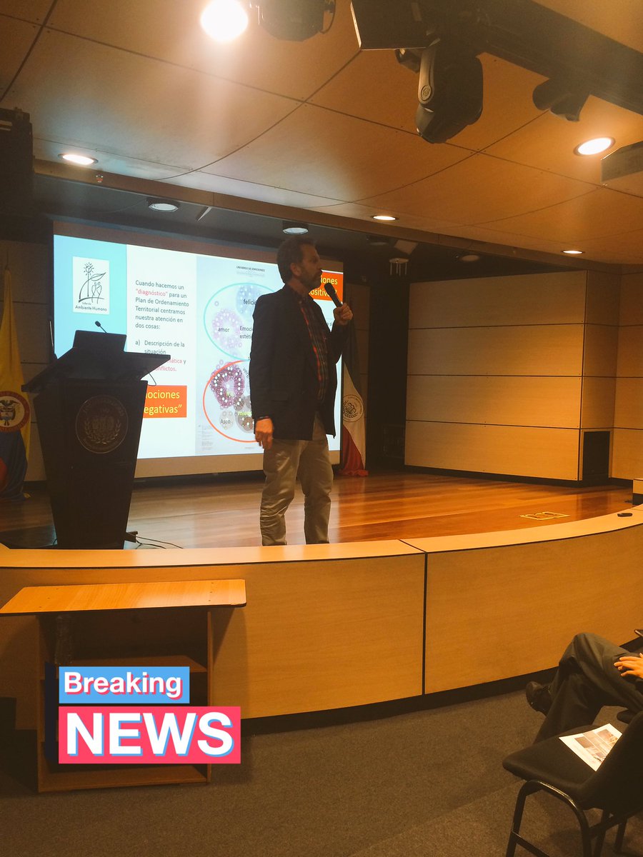 Catatonika's tweet photo. Lanzamiento #diplomado ciudades felices, Gestión Psicológica del territorio @UniLibertadores #arquitecto Pedro Menéndez @Uniandes https://t.co/lCWLTrDMtj