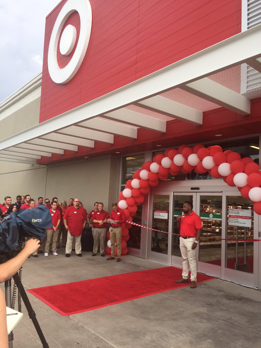 T3261 Opening VIG night!  Newest Target store in Phoenix!!  Great job team! <a href="/kobiezim/">Kobie</a> <a href="/1ashower/">Ashley Moonshower</a> <a href="/Jfresh291/">Jeremy melvin</a> <a href="/paulmcgee890/">PaulMcgee</a> <a href="/TurskiB/">Bryan Turski</a>