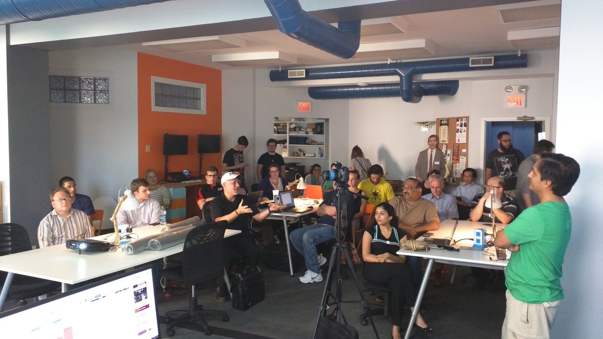 Awesome crowd for tonight's <a href="/AkronVR/">Akron VR Meetup</a> meetup with <a href="/mikegeig/">Mike Geig</a> a Technical Evangelist at <a href="/unity3d/">Unity3D (inactive)</a>