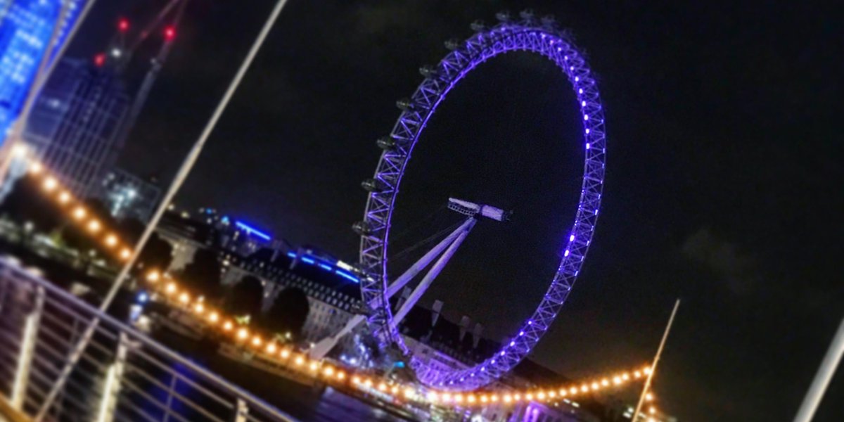 .<a href="/TheLondonEye/">The London Eye</a> shines purple tonight to honor 5,600+ leaders in dementia research at #AAIC17 &amp; all those working to end Alzheimer's! #ENDALZ