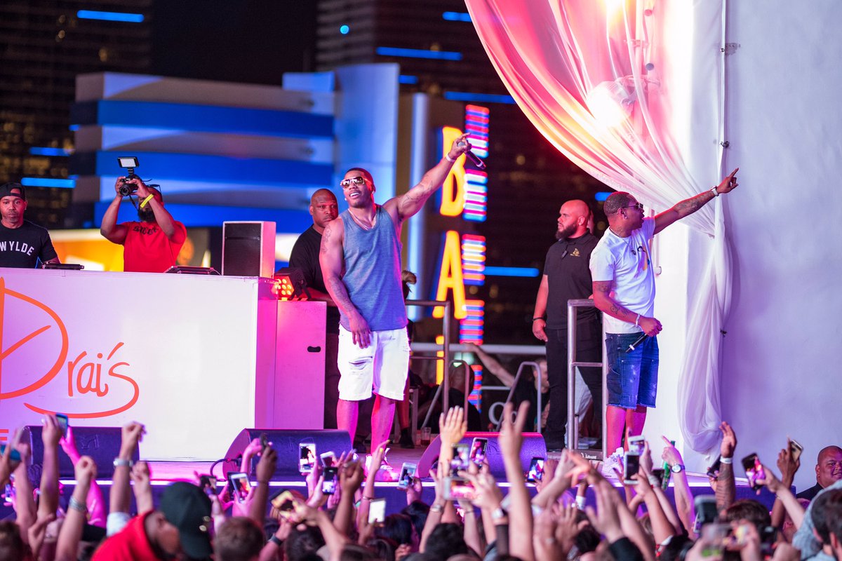 DraisLV's tweet photo. Come party w/ us under the stars tonight w/ rap legend @Nelly_Mo LIVE IN CONCERT for SWIM NIGHT!  Get your tickets now! #DraisLV #Nelly https://t.co/RZbxcR6ISs