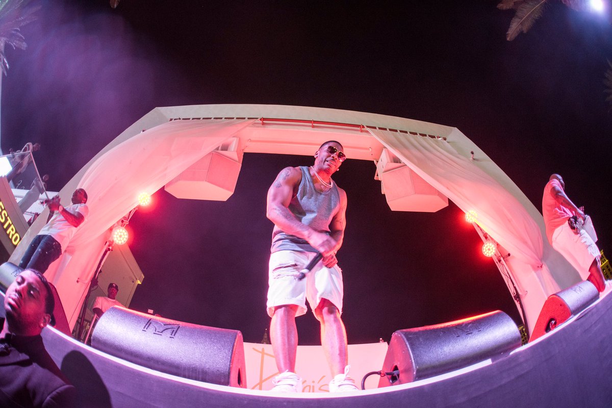 DraisLV's tweet photo. Come party w/ us under the stars tonight w/ rap legend @Nelly_Mo LIVE IN CONCERT for SWIM NIGHT!  Get your tickets now! #DraisLV #Nelly https://t.co/RZbxcR6ISs