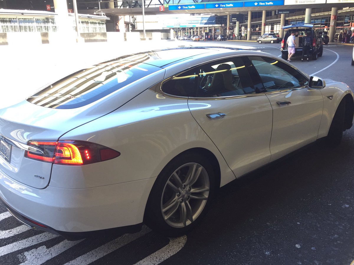 twoodard8's tweet photo. Y'all, I won the @Uber lottery in #Seattle. Rode in a #Tesla! No joke. Thanks, Roger.
#BestUberDriverEver https://t.co/jOwyxvJNj6
