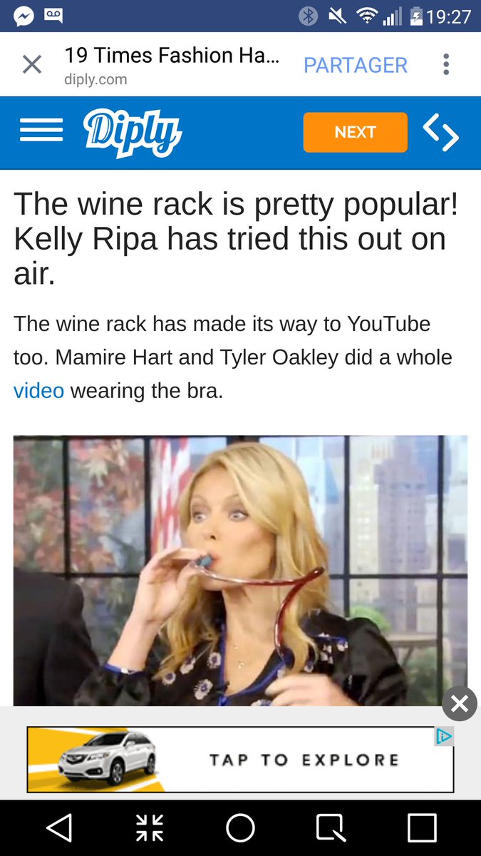 VBourgon's tweet photo. @mametown. Ah yesss the famous youtube star mamire hart!😂😒 https://t.co/gXL1BA4cGf
