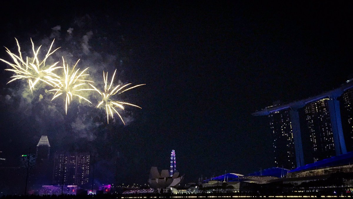 lara_marcus's tweet photo. Hello Singapore & IUMS- 2 days of excellent presentations done and 2 to go! Much fun!! #ICV2017 #iums2017 #sciencematters https://t.co/p5stK1H78A