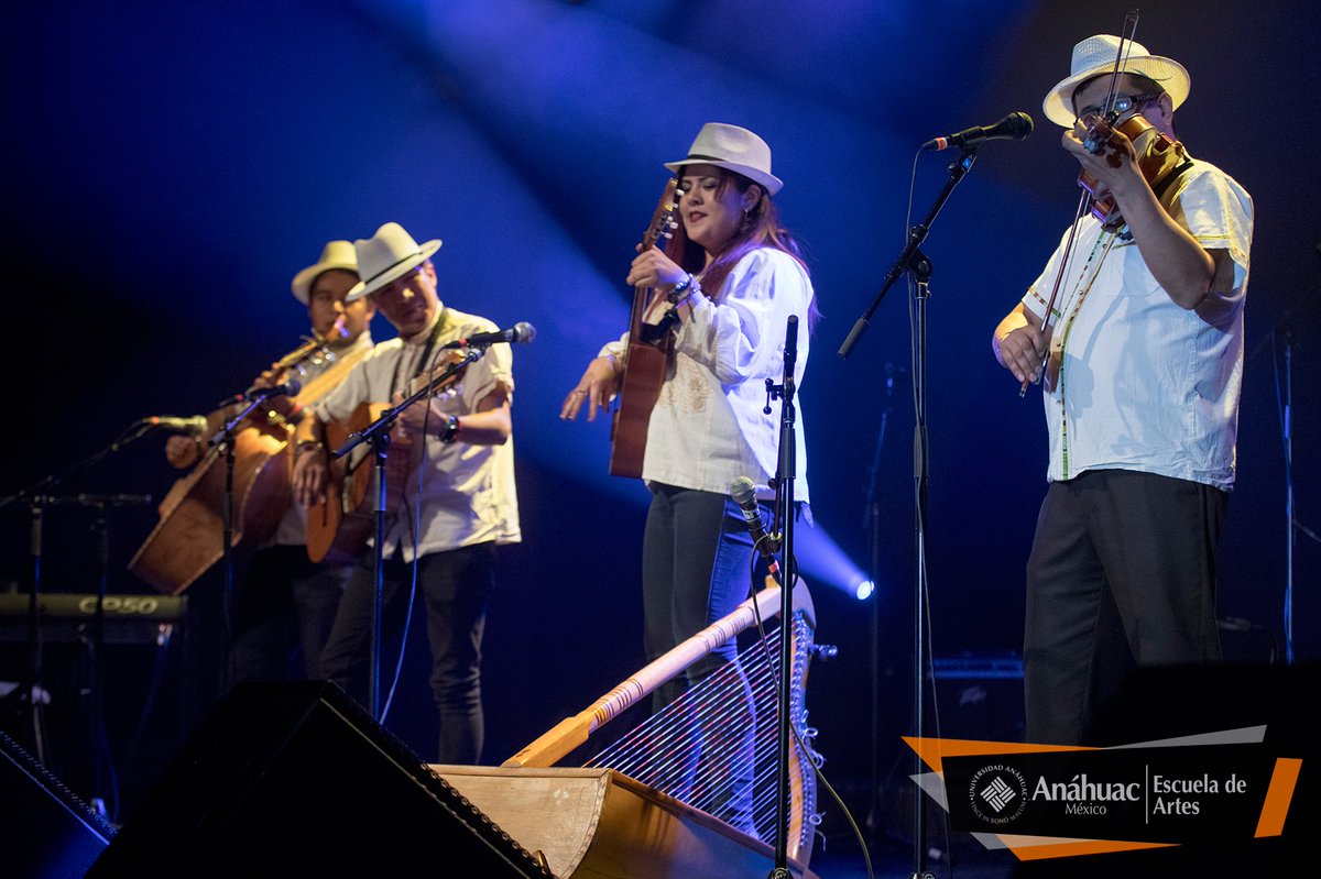 ArtesAnahuac's tweet photo. Aquí te dejamos la nota del Día de la Música de la Escuela de Artes @anahuac  ➡https://t.co/omtW3AJpef #SomosAnáhuac #FormamosArtistas https://t.co/loRd5wv3DX