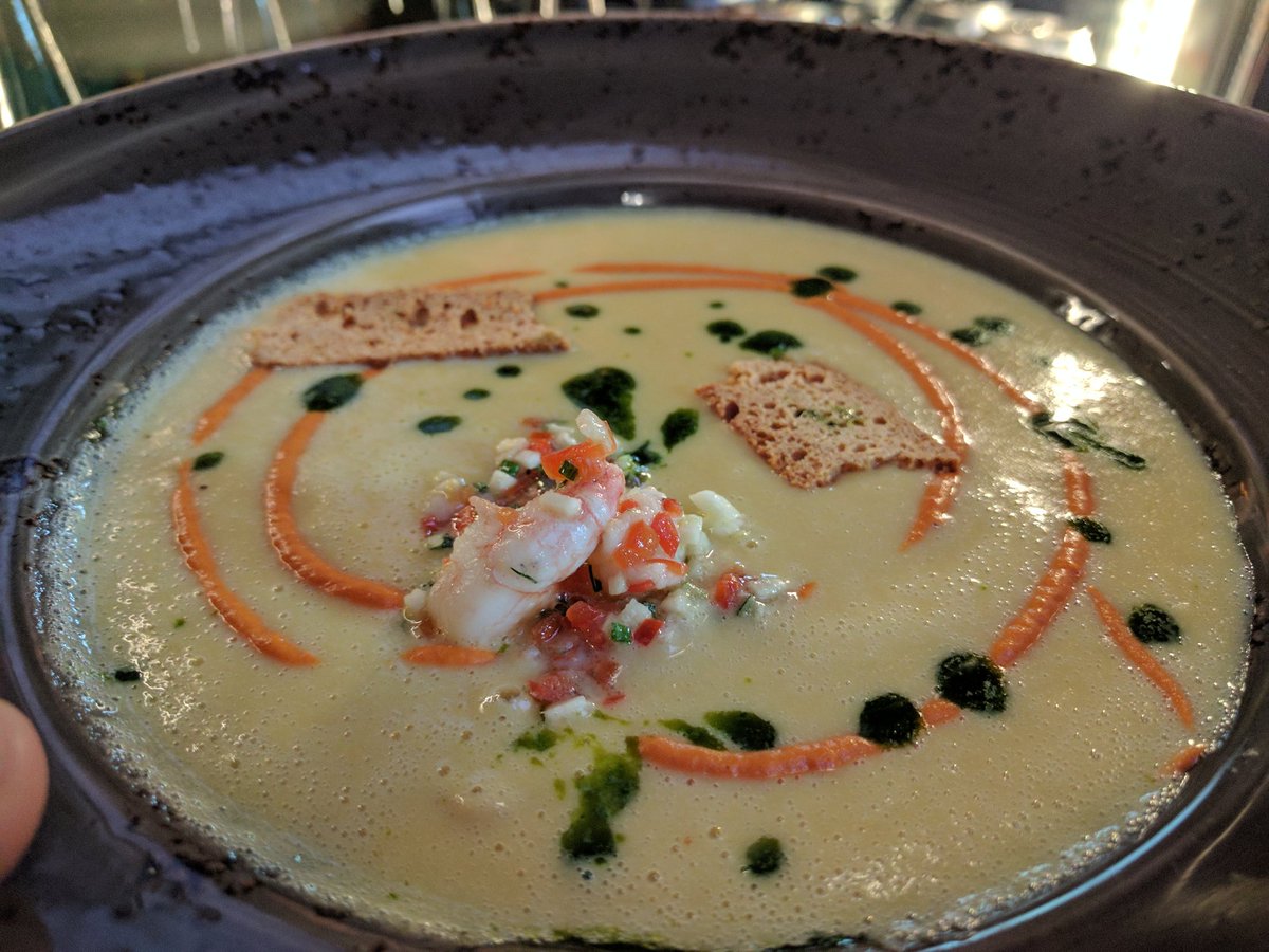 Her Father's tweet media