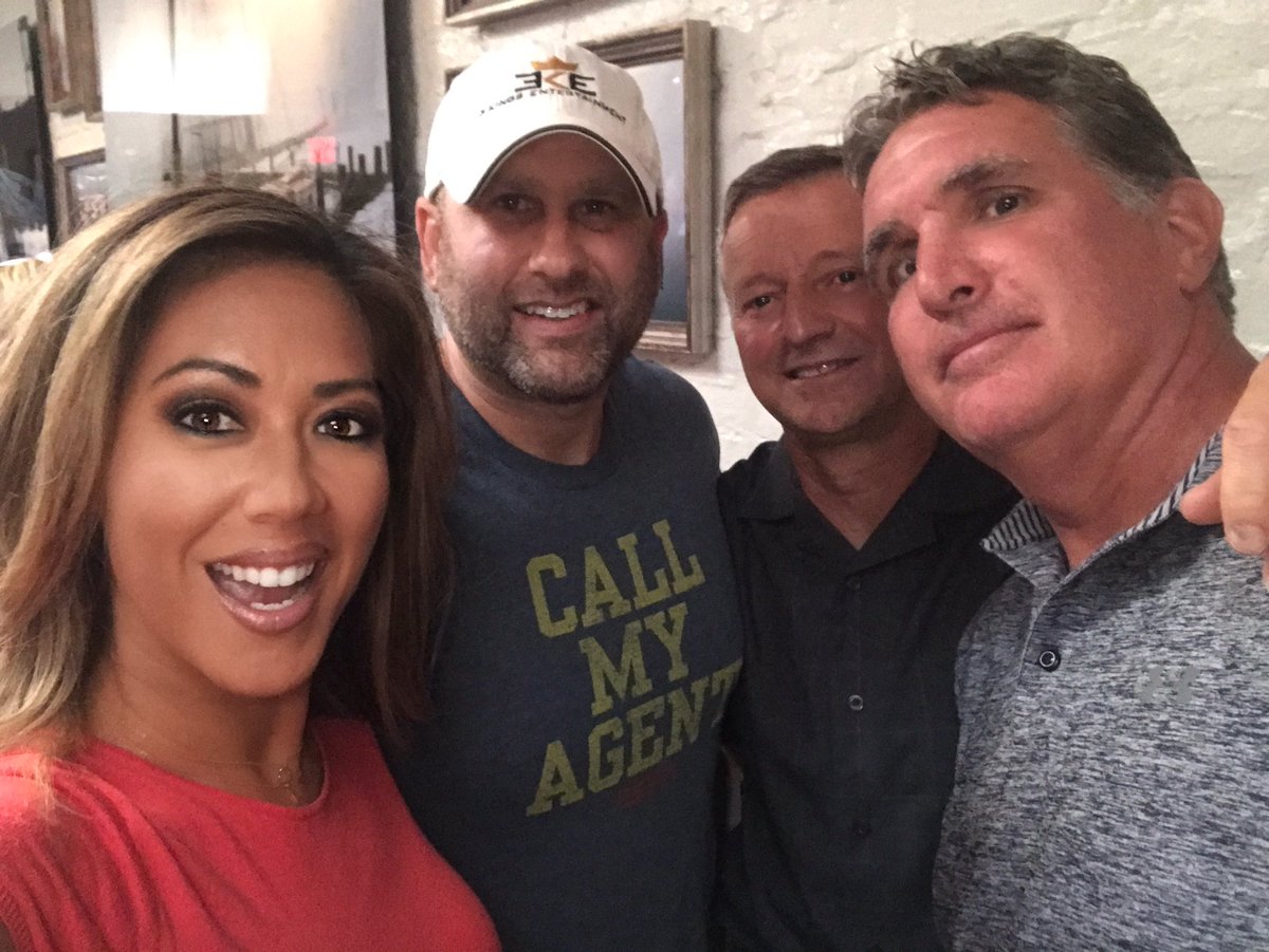 janjeffcoat's tweet photo. In beautiful Old Town Alexandria at an event to support troops and veterans... @SaluteAmerican #vehiclesforvets #SupportOurMilitary https://t.co/uqGdyLtnmf