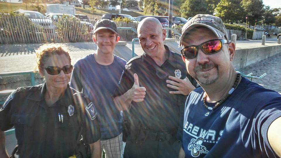 rdoubleyacookin's tweet photo. A simple thanks to our men and women in law enforcement!

#backthebadge #wesupportlawenforcement #cops #thinblueline https://t.co/UncM8Ge31o