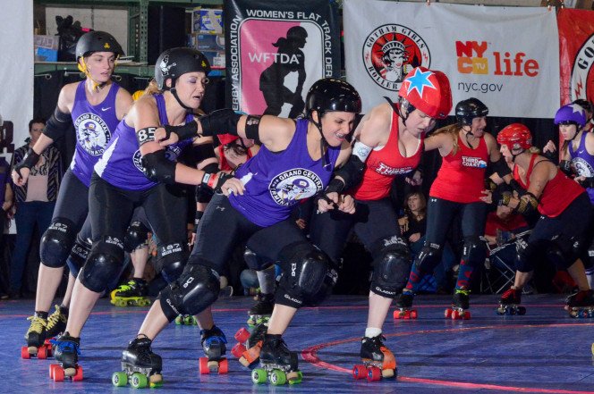 joefav's tweet photo. #Rollerderby is becoming a thing again, &amp; now it has a national cause, @OneRedCrossCNY #makeembleed #sportsbiz https://t.co/STHsEOoFMM https://t.co/mJ6Frk3HqT