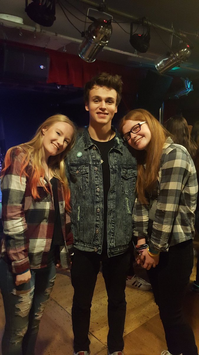 kayladavies__'s tweet photo. is a 5 month glo up even a thing https://t.co/wI6pTH8rLb