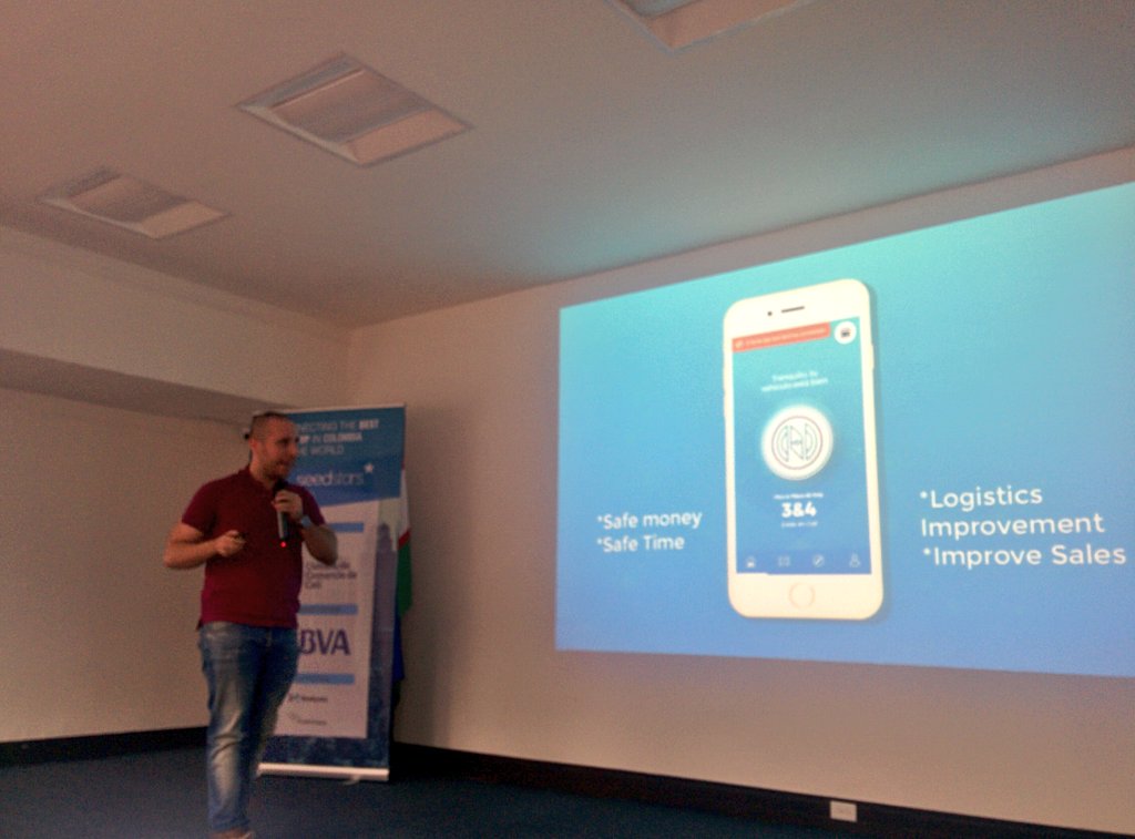 Seedstars's tweet photo. Starting the second round of pitches with @Notiplac . Watch us #live: https://t.co/nDfQhDGI44 https://t.co/KrztPm096Z