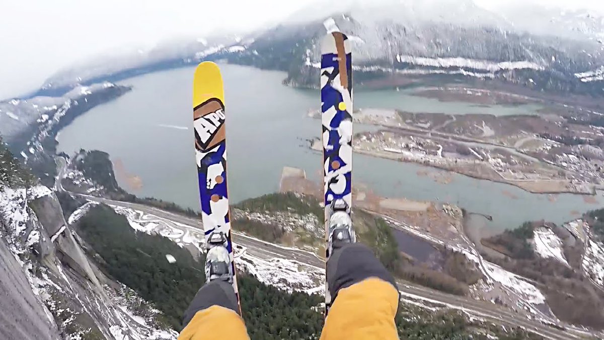 ProximityFlying's tweet photo. #Cliff Base Jumps | #Ski BASEics - #Action #AwesomeBaseJumping #BaseJumpingSport #Basejump #Basejumping - https://t.co/aJRQQHndhy https://t.co/KqGba54lto