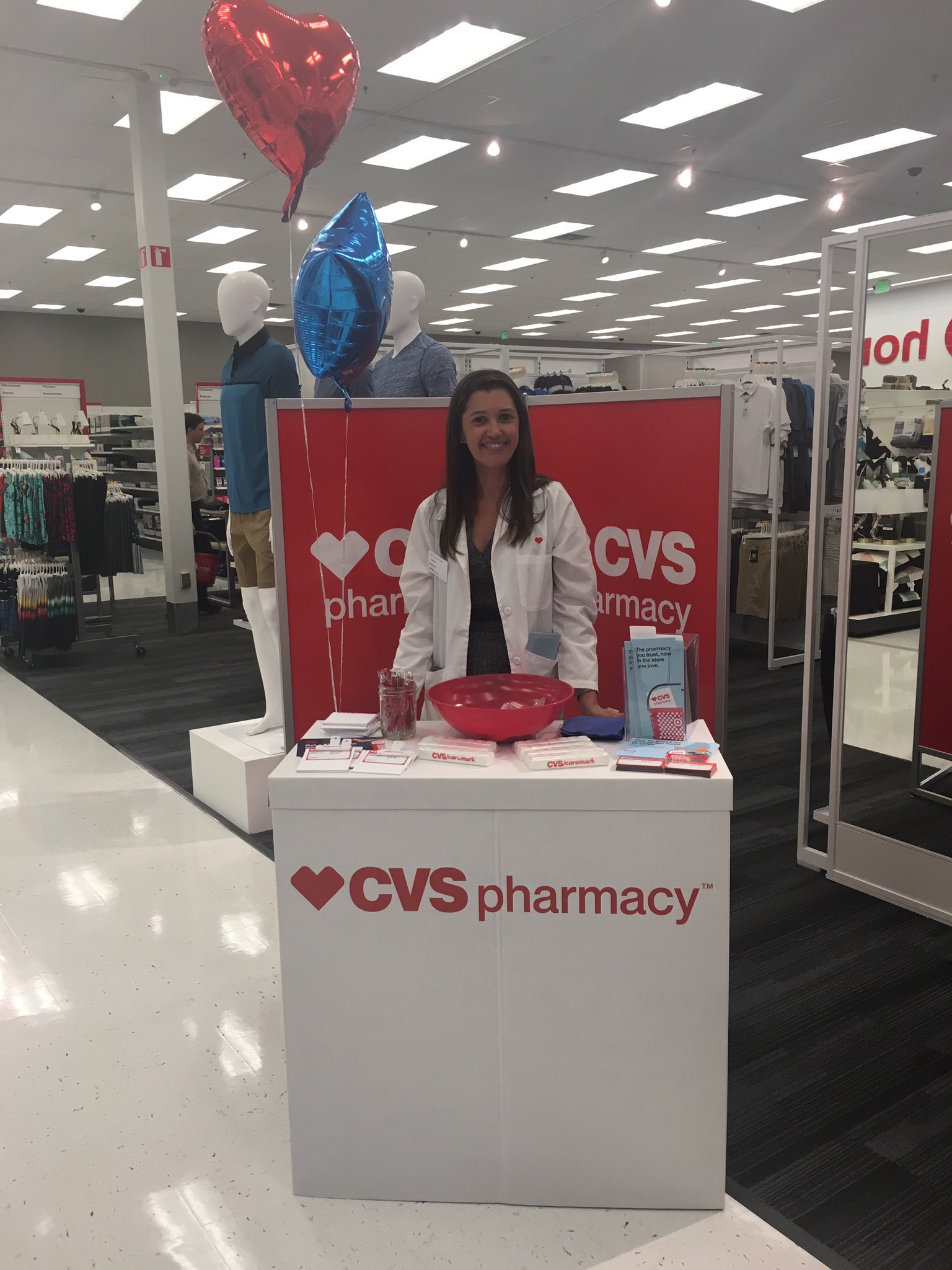 joelle labossiere on twitter amazing opening of a great new cvs