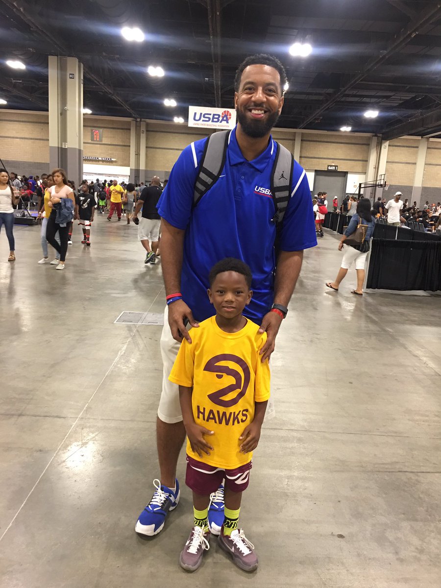 PeroCollections's tweet photo. Madyx and @UNC_Basketball #jasoncapel #USBAnationals https://t.co/CEMsgFvghz