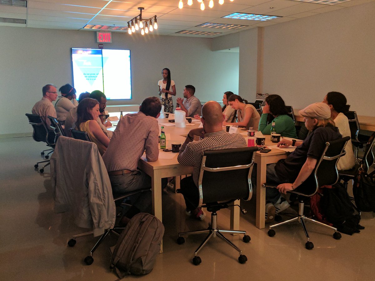 TheBrockMethod's tweet photo. @MichelleDalzon teaching us ab economic empowerment in the black community through @ourbomdotcom! @HOGBrooklyn @davidgrad @CoLabFactory https://t.co/xn7MGDuxJS