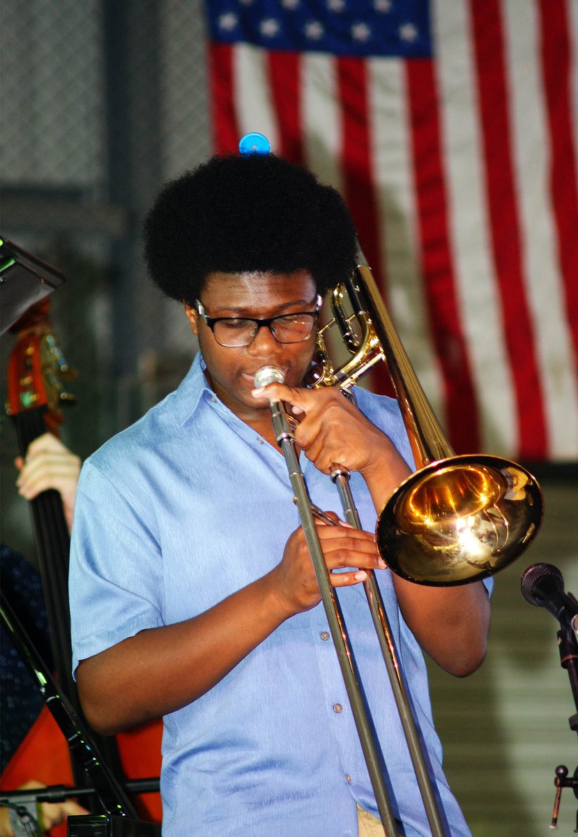 12 concerts! Free. All day jazz music Saturday at the Bethlehem Ice Rink. Music starts at 12:30pm.
#jazz #livemusic #free