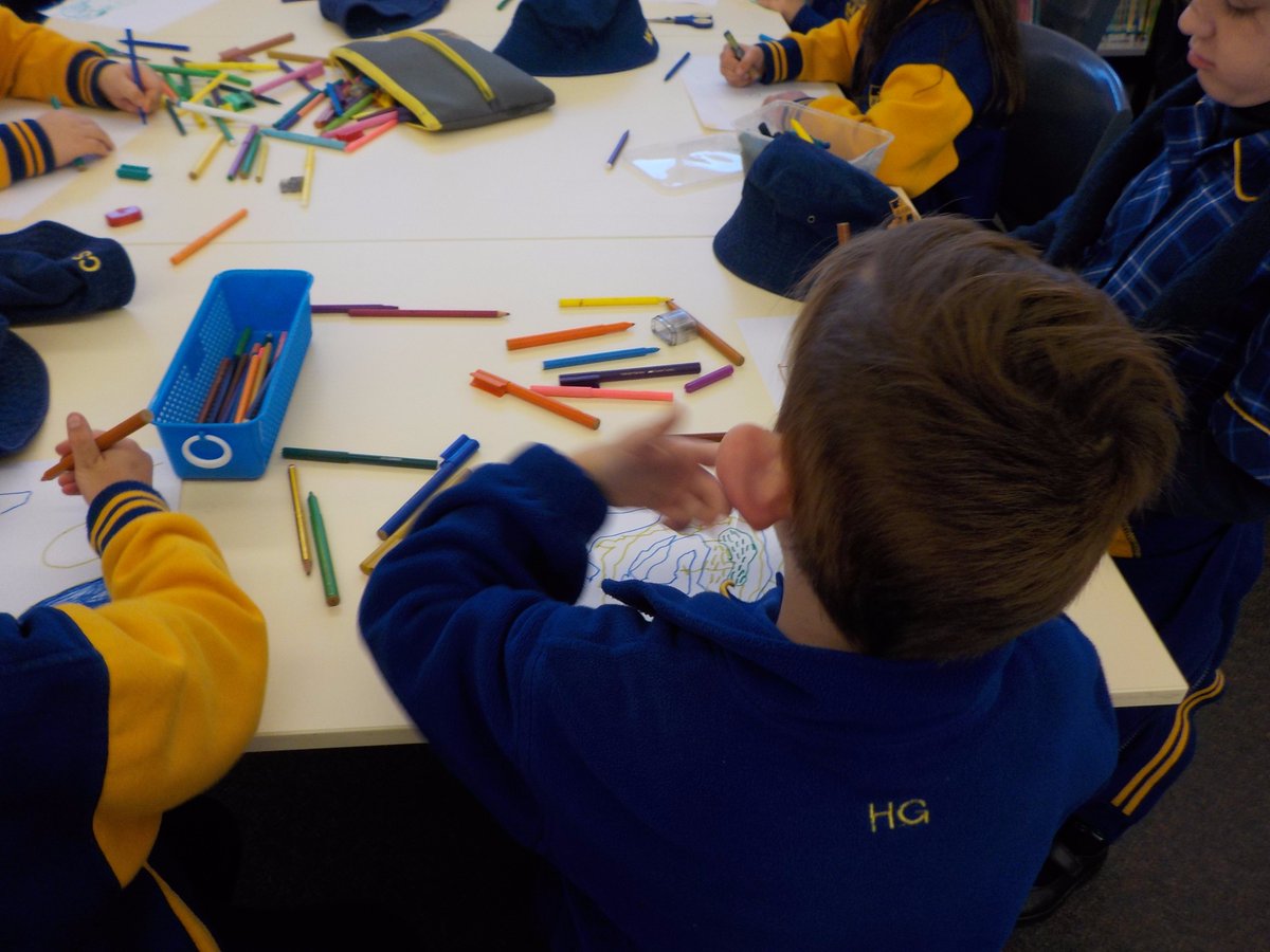 Goldie's Library (@bardiawyber) on Twitter photo Term 3 Lunchtime at Goldie's library #welovereading Term 3 Lunchtime at Goldie's library #welovereading