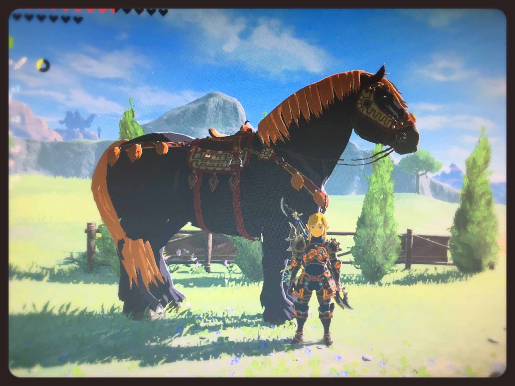 Nobu 始まりの台地の南で巨大な馬を発見 がんばりゲージを回復させる料理を食べてなんとか捕まえたものの道中ライネルから逃げるように走り 川に転落して ようやく近場の馬宿に到着してからの記念撮影 ゼルダの伝説ブレスオブザワイルド T Co Nobu 始まりの台地の南で巨大な馬を発見 がんばりゲージを回復させる料理を食べてなんとか捕まえたものの道中ライネルから逃げるように走り 川に転落して ようやく近場の馬宿に到着してからの記念撮影 ゼルダの伝説ブレスオブザワイルド T Co