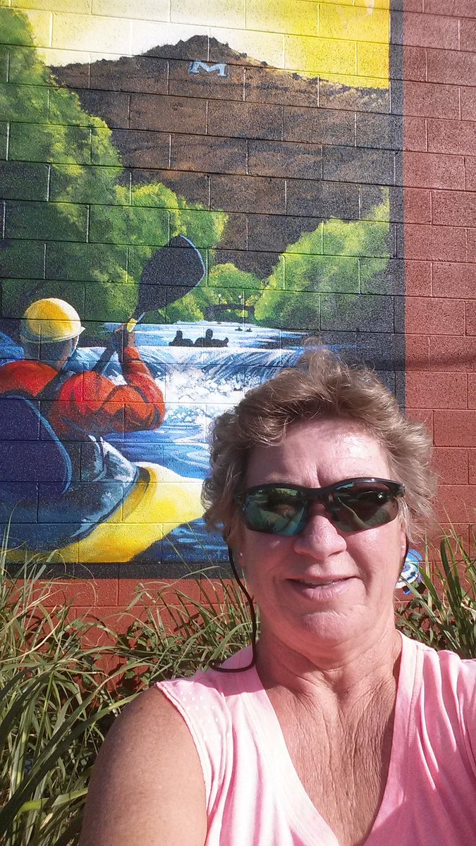 teachercsh's tweet image. Rockin&apos; Golden!! #BootstrapCS