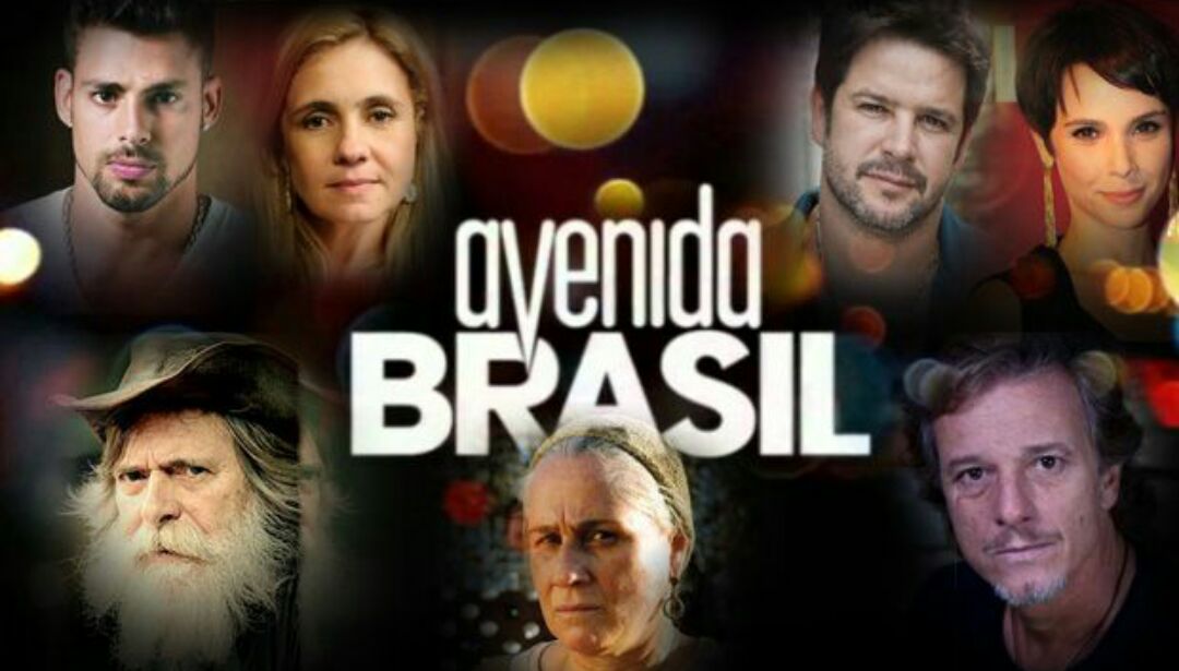 #BetaQuerLab .Quem aqui  tem soudades de Carminha  de Avenida  Brasil