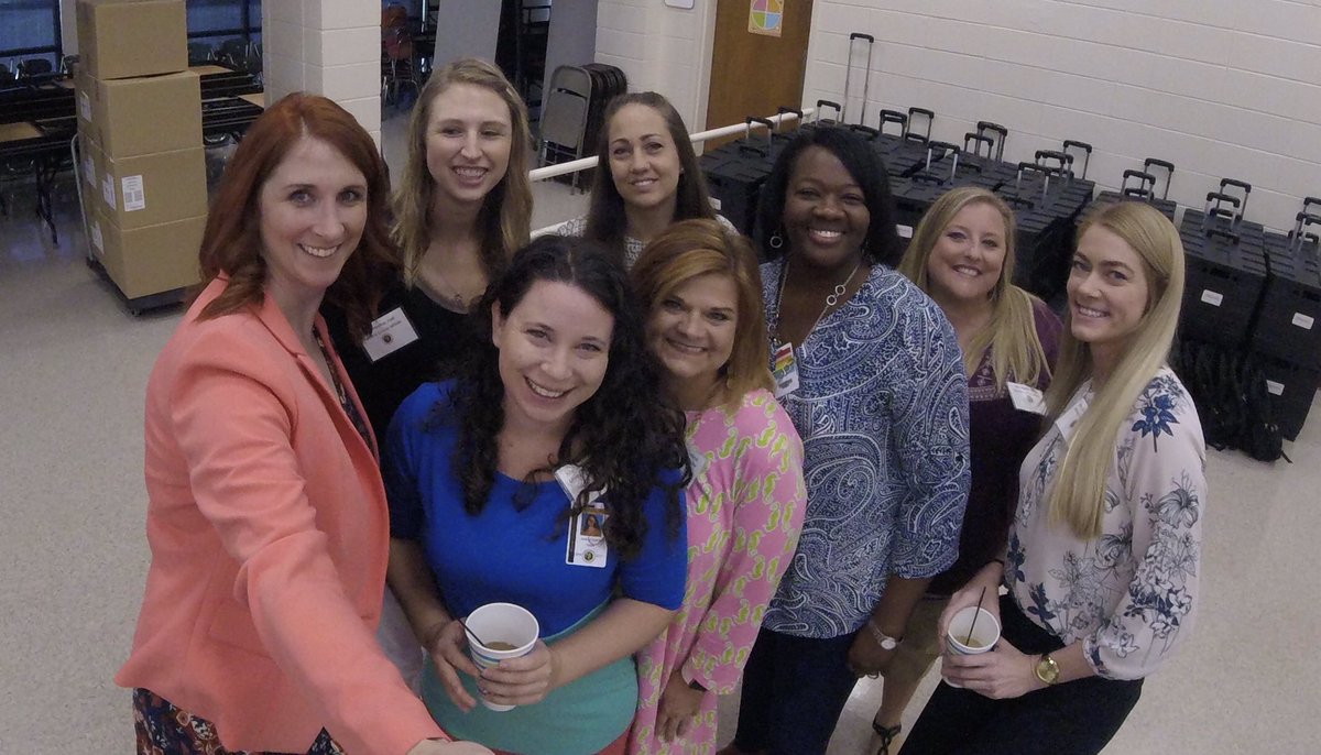 ronnie_shipman's tweet photo. Just being our selfies @MaryPersonsHigh @MCMS_Bulldogs
#teacherinduction https://t.co/6oD6d5RH0t