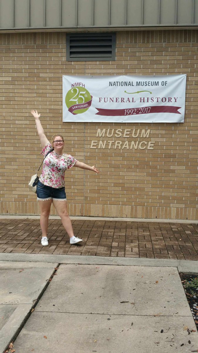 emma_yikes's tweet photo. So I went somewhere today... #FuneralMuseum https://t.co/YHepvjWFYe