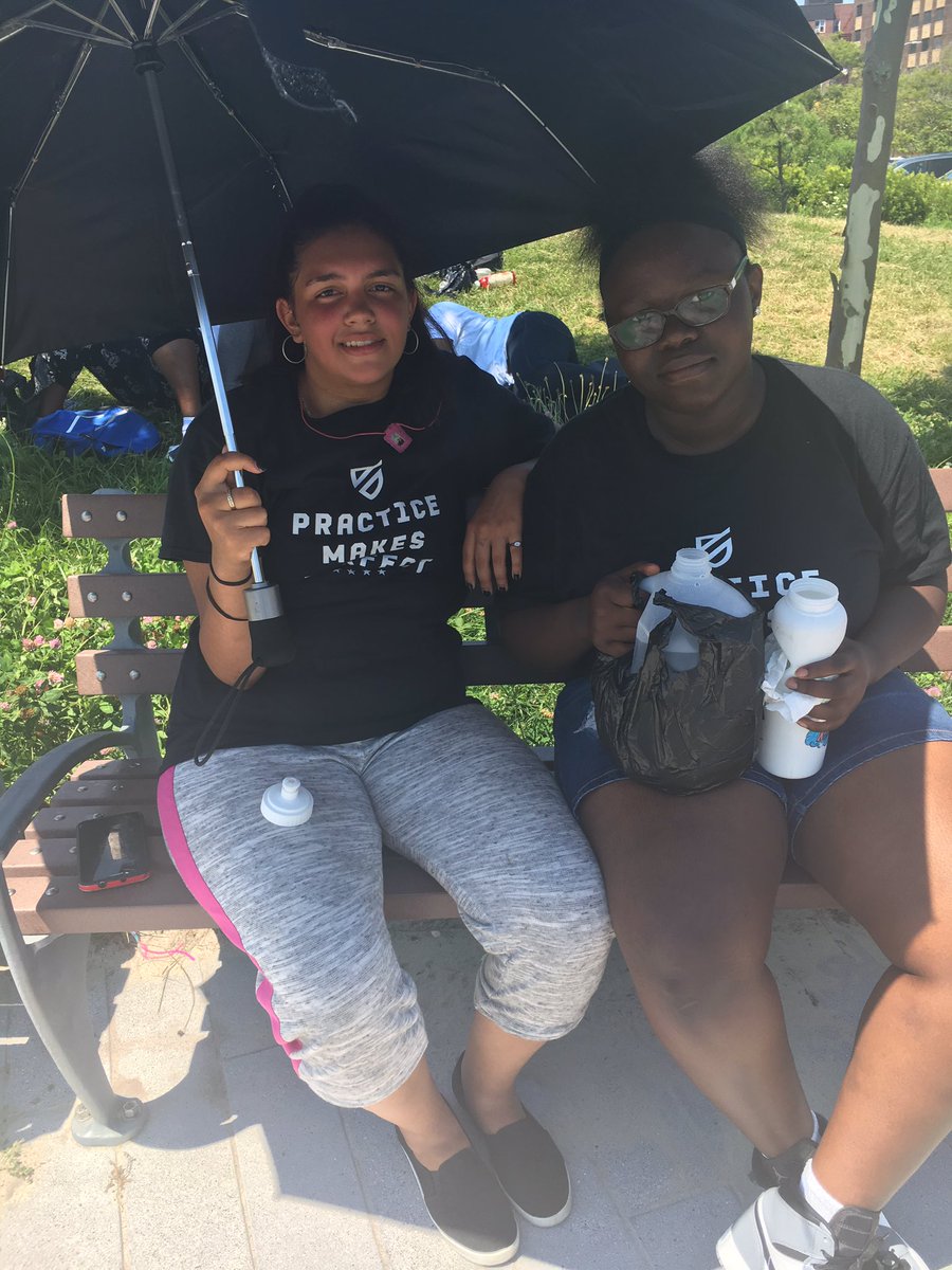 awillteach's tweet photo. Building relationships on Beach 9th with the team! #PMP53 @PMPUSA @BrianPiccolo53 Field Trippin' @mr_antonacci https://t.co/N7rQnZwjB9